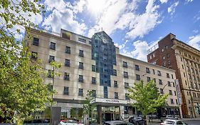 Best Western Plus Montreal Downtown- Hotel Europa